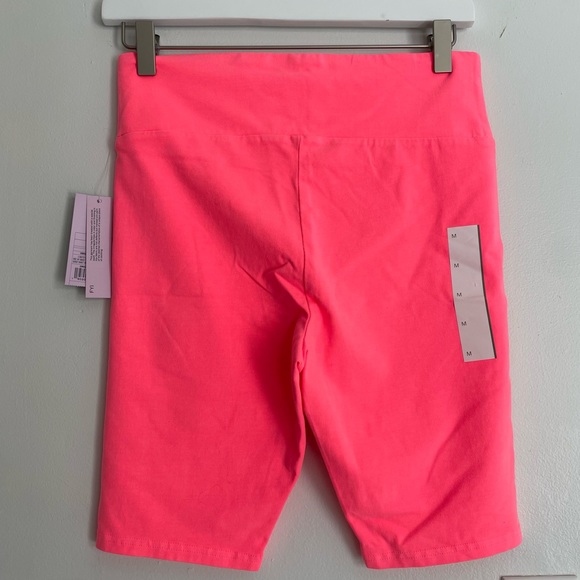 WILD FABLE NWOT Women's High-Rise Bike Shorts Vibrant Pink Color - Picture 2 of 5